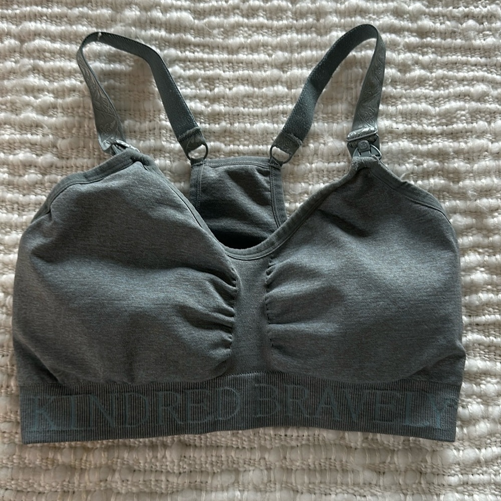 Kindred Bravely nursing sports bra